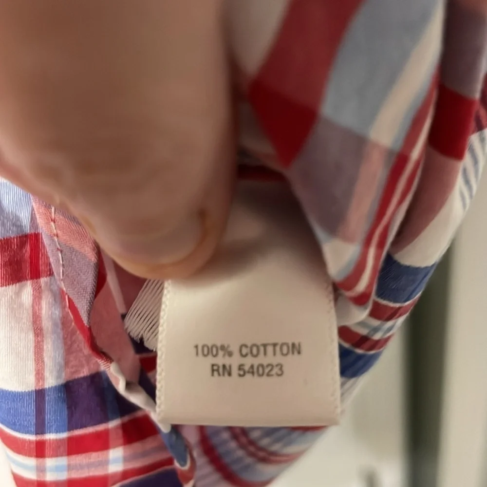 💰Banana Republic Soft Wash Men’s Plaid Red/White/Blue Button Down Size Medium